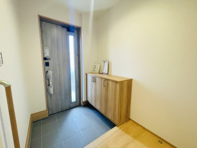 【玄関】 | 本庄市西五十子第２期　ワイウッドコート　新築戸建　全7区画　3号棟