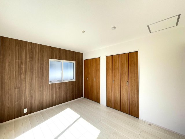 豊田市平山町1丁目　新築分譲住宅　全2棟　1号棟の洋室