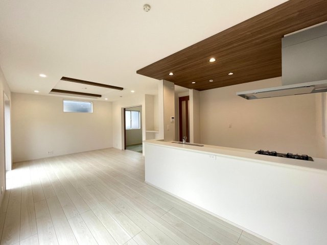 豊田市平山町1丁目　新築分譲住宅　全2棟　1号棟の居間・リビング