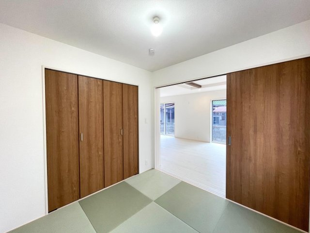 豊田市平山町1丁目　新築分譲住宅　全2棟　1号棟の和室