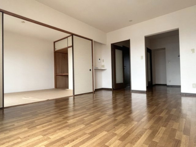 シャルム春日部の居間・リビング