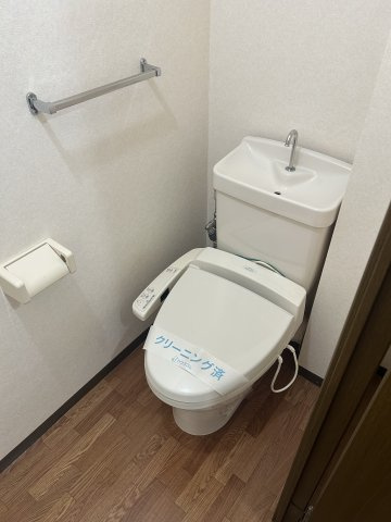 シャルム春日部のトイレ