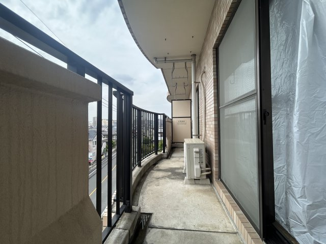 シャルム春日部のバルコニー