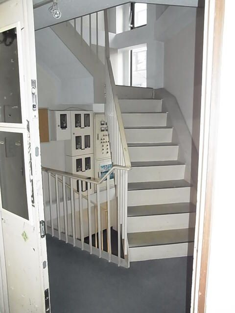 大阪市浪速区日本橋４丁目の店舗事務所の内装