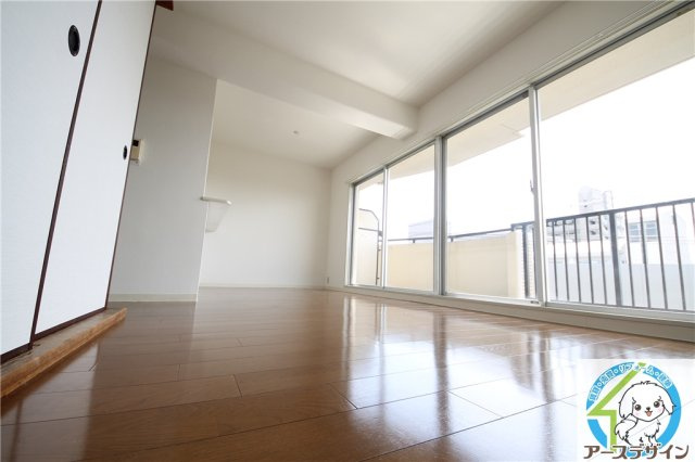 WELFARE　AKASHIの居間・リビング