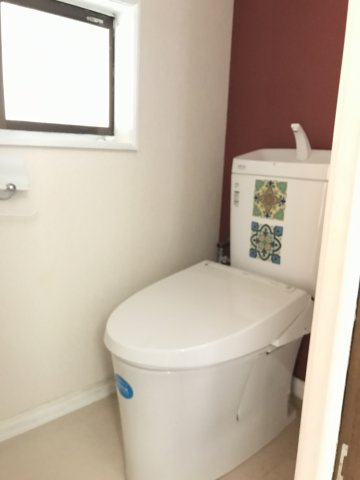 『吹上駅』南口11分の中古戸建。南西接道で陽当たり良好のトイレ