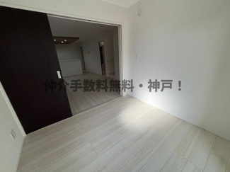 【洋室】 | 神戸市垂水区神陵台8丁目　新築戸建1号棟　仲介手数料無料！ | 個人の部屋や寝室として使える洋室です