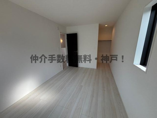 【洋室】 | 神戸市垂水区神陵台8丁目　新築戸建1号棟　仲介手数料無料！ | 洋室です
