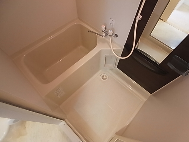 神戸市兵庫区西宮内町の賃貸マンションの浴室|浴室