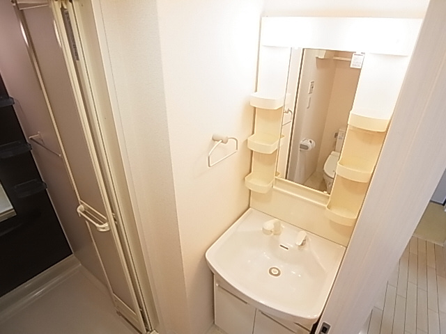 神戸市兵庫区西宮内町の賃貸マンションの洗面所|シャンプードレッサー