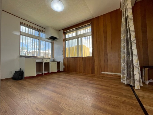 【居間・リビング】 | 金城貸家