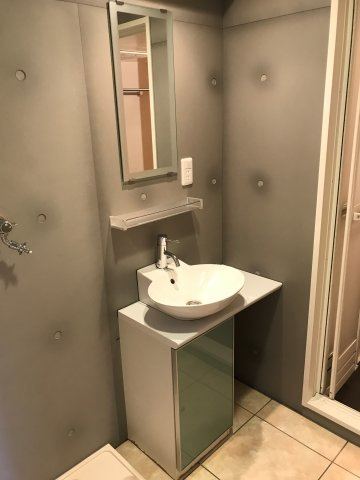 エグゼK&KⅢの洗面所|おしゃれな鏡付き化粧洗面台