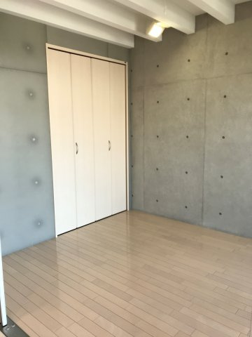 エグゼK&KⅢの居間・リビング|クローゼット付き洋室5.4帖