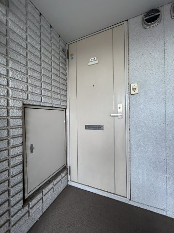 シティハイツの玄関