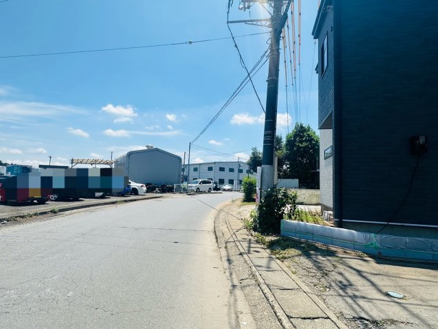 【前面道路含む現地写真】 | 土浦市中《新築戸建て物件♪》　