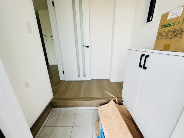 【玄関】 | 土浦市中《新築戸建て物件♪》　