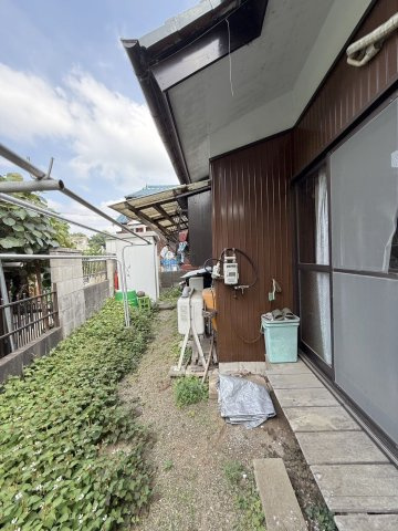 東松山市大字東平 中古戸建の庭|敷地北側