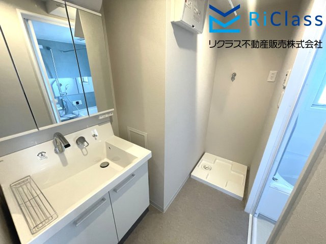 ワコーレグランディール御旅の独立洗面台|ランドリースペースあります