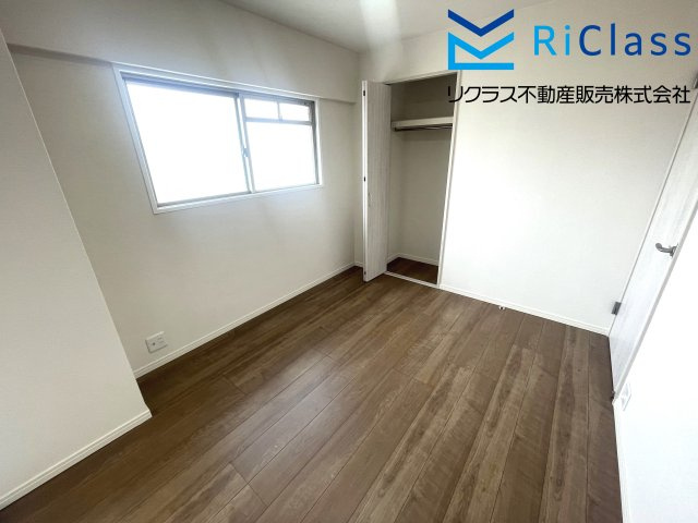 ワコーレグランディール御旅の洋室|明るい洋室です