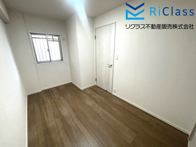 ワコーレグランディール御旅の洋室|個人の部屋や寝室として使える洋室です