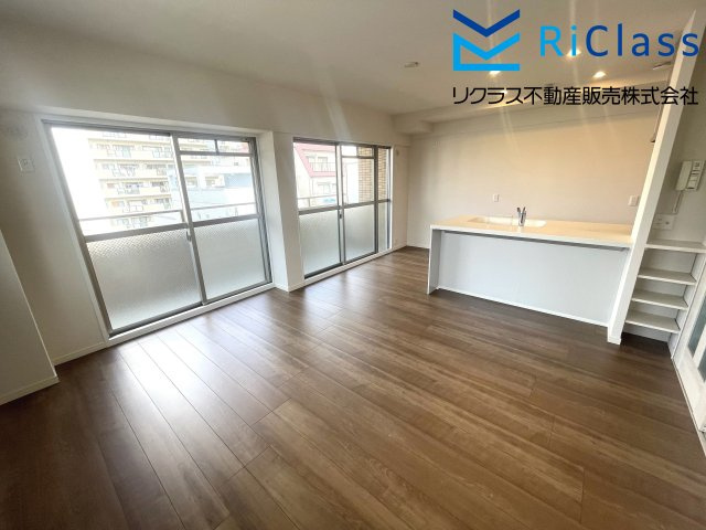 ワコーレグランディール御旅の居間・リビング|使いやすいリビングです