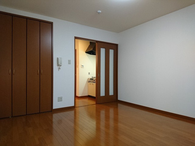 【収納】 | シエテ淡路 | シューズボックスがあるので玄関がスッキリします