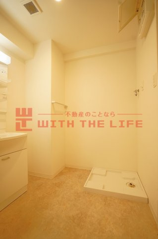 ロジュマン エスト【キャッシュバック対象物件】の洗面所|脱衣スペースもあります