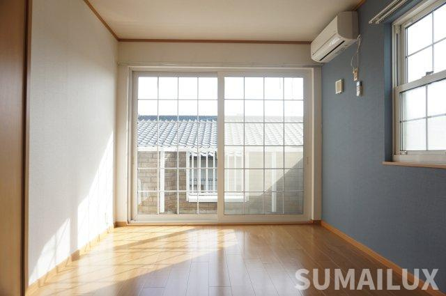 熊本市北区楡木３丁目のアパートの居間・リビング