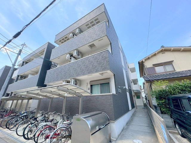 フジパレス淡路Ⅱ番館の外観