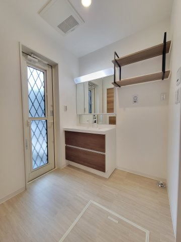 備前・新築戸建の洗面所