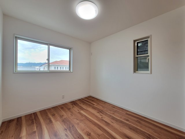 備前・新築戸建の洋室