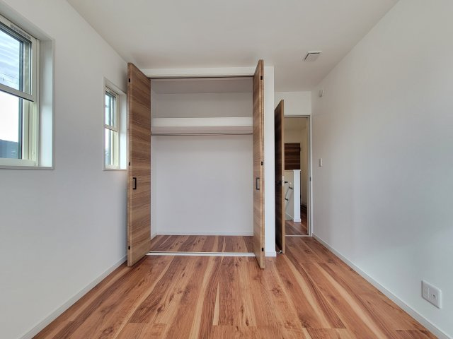 備前・新築戸建の洋室