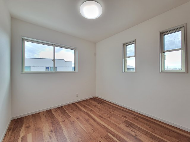 備前・新築戸建の洋室