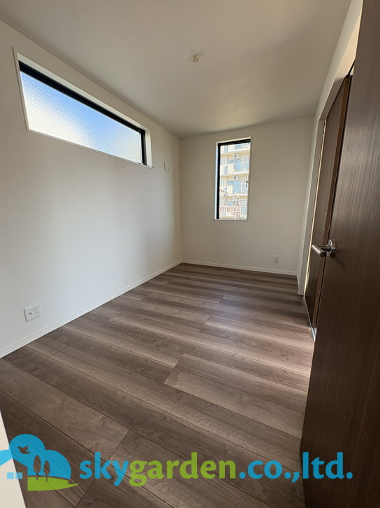 藤沢市湘南台4丁目4期　新築戸建　全2棟1号棟の洋室|ゆったりした洋室です