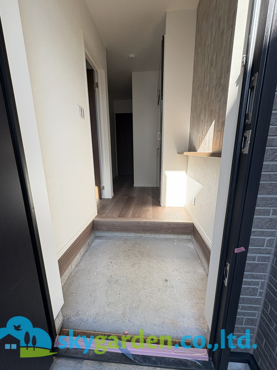 藤沢市湘南台4丁目4期　新築戸建　全2棟1号棟の玄関|シンプルで使いやすい玄関です