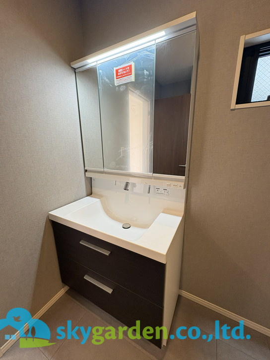 藤沢市湘南台4丁目4期　新築戸建　全2棟1号棟の独立洗面台