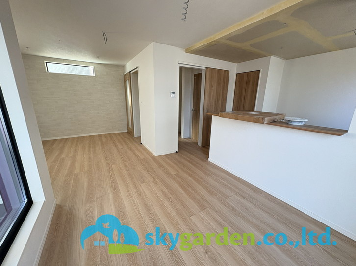 藤沢市湘南台4丁目4期　新築戸建　全2棟2号棟の居間・リビング|ゆったりとした居間です