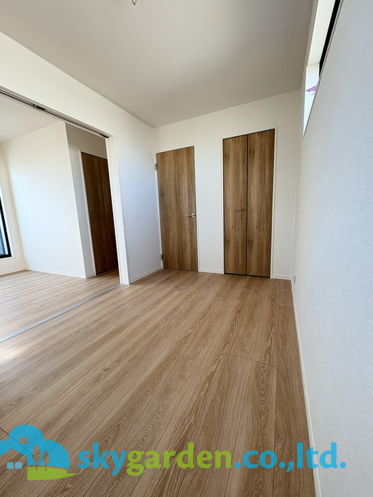 藤沢市湘南台4丁目4期　新築戸建　全2棟2号棟の洋室|洋室です