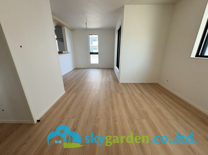 藤沢市湘南台4丁目4期　新築戸建　全2棟2号棟の居間・リビング|使いやすい居間です