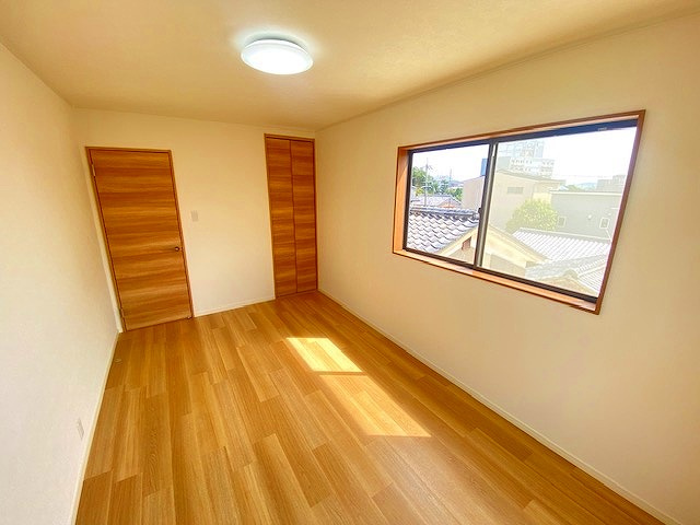 【価格改定】長岡京市東神足1丁目の洋室|3階洋室約7.5帖