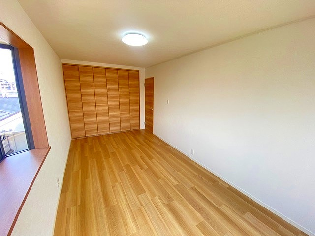 【価格改定】長岡京市東神足1丁目の洋室|3階洋室約9帖