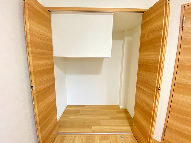 【価格改定】長岡京市東神足1丁目の収納|クローゼット完備！