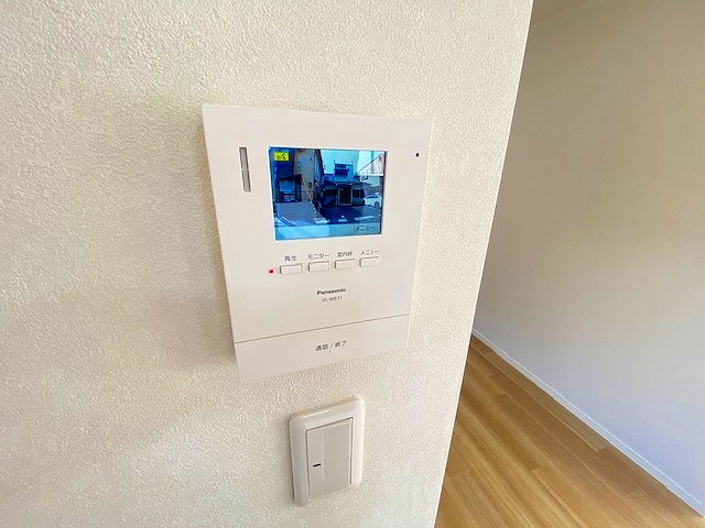 【価格改定】長岡京市東神足1丁目の防犯設備|テレビモニター付きインターフォン