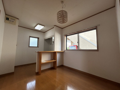 【居間・リビング】 | アトラエントⅢ | 使い勝手の良いDKですね！