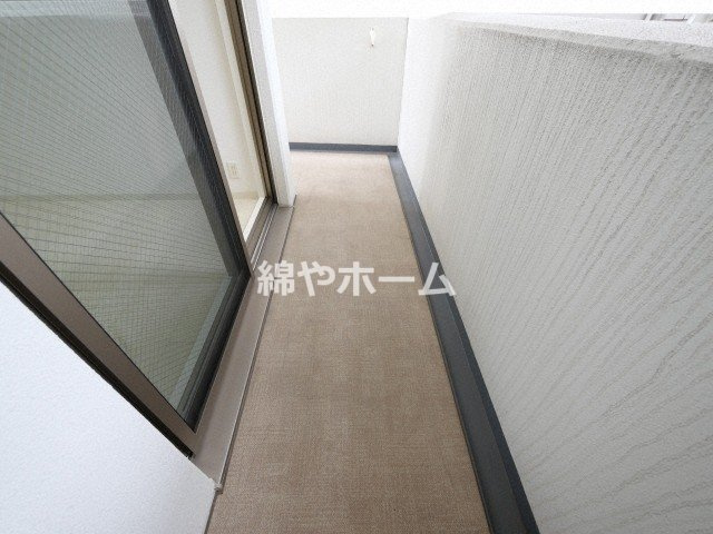 ラシュレエグゼ夕陽丘のバルコニー|開放的で明るい空間を演出してくれるバルコニーです