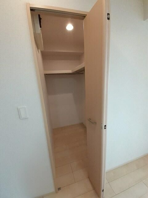 ローヤルマンションの収納