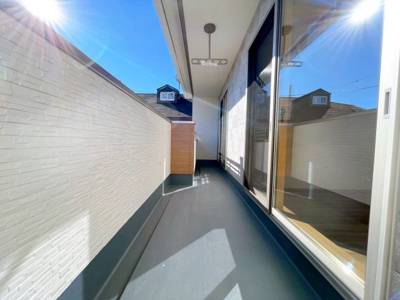 【バルコニー】
