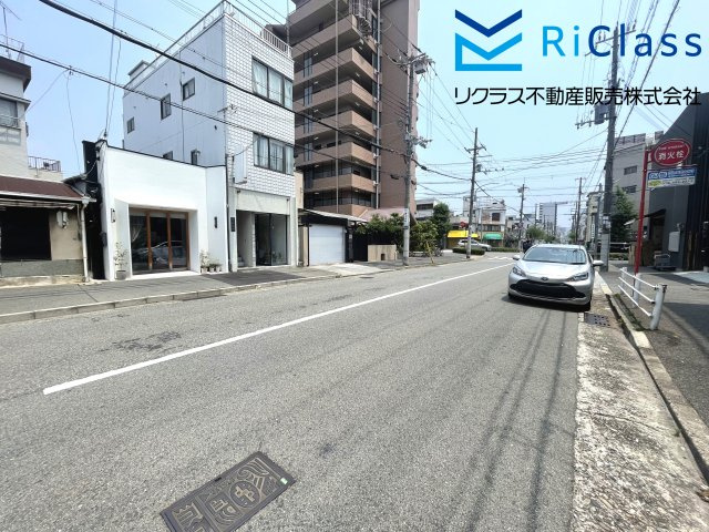 中古戸建　神戸市兵庫区荒田町4丁目1の前面道路含む現地写真|前面道路含む現地写真です