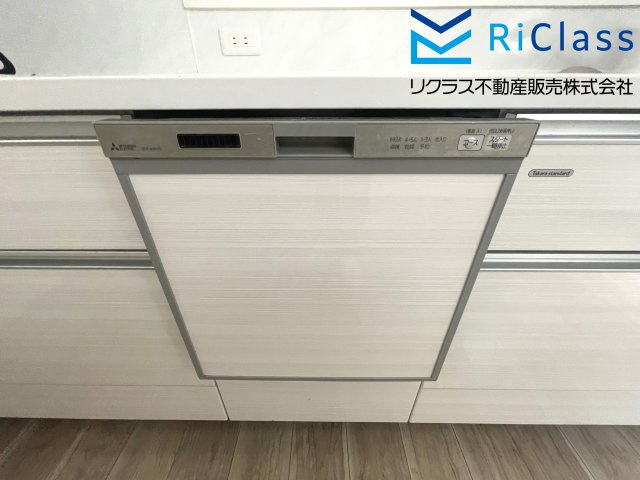 中古戸建　神戸市兵庫区荒田町4丁目1のキッチン|食洗器付きです