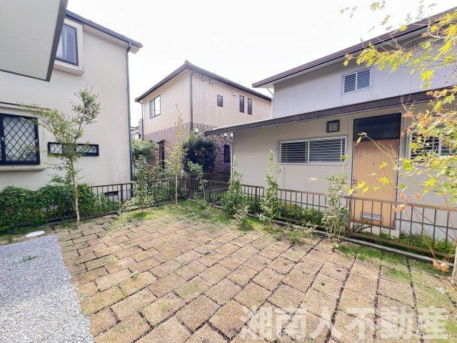 鎌倉市今泉台７丁目９００－１１９新築戸建の庭|簡単な家庭菜園も楽しめるお庭です